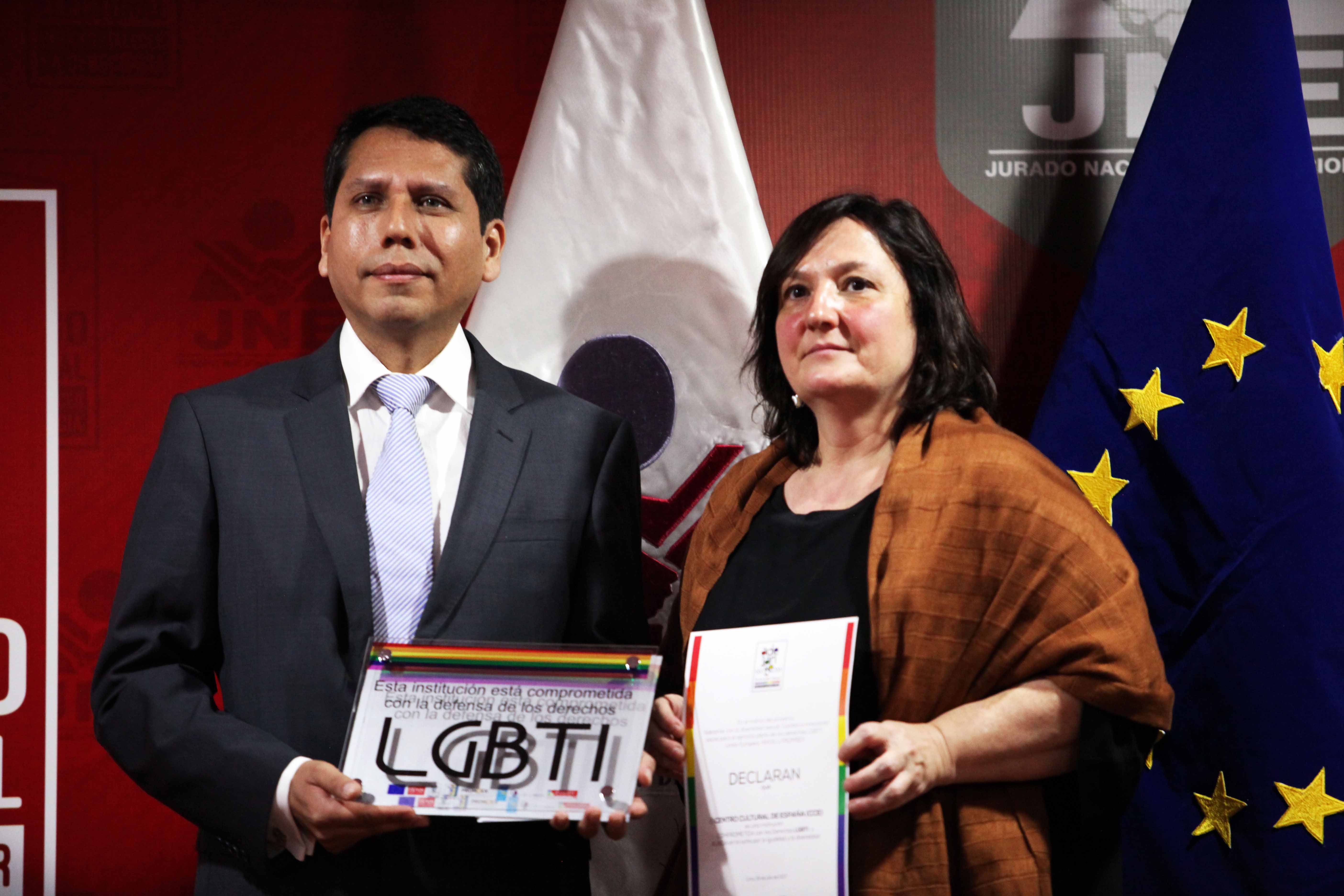 PROMSEX reconoce al CCE por su compromiso con los derechos LGBT