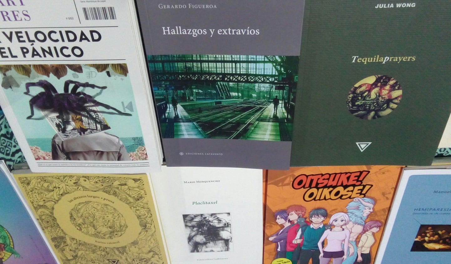 Fuerza area 12 aos de poesa en Paracadas