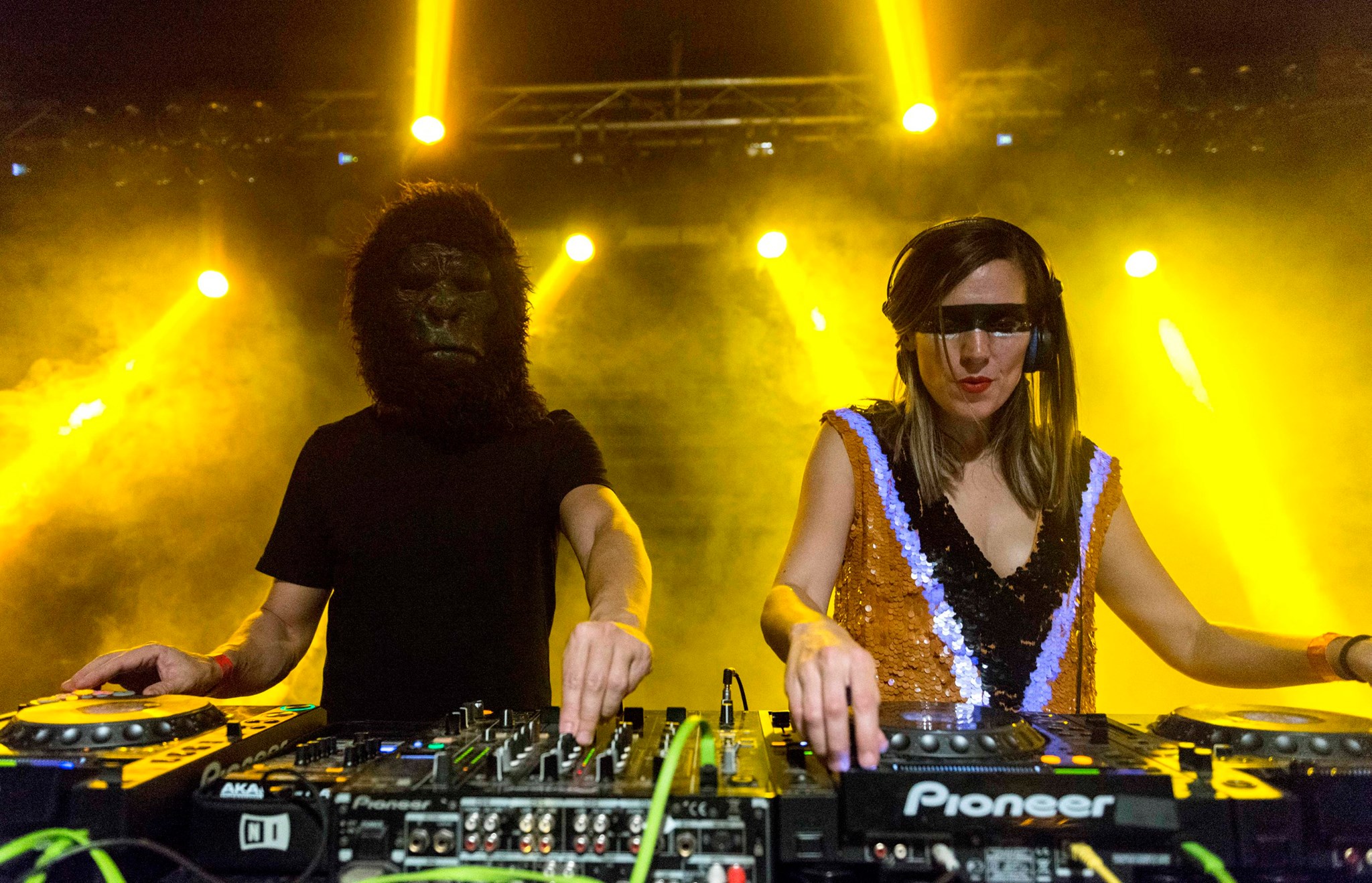 ELYELLA por primera vez en Lima