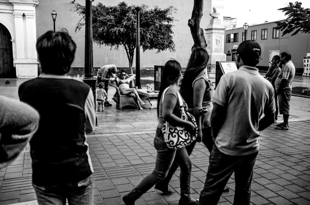 Aqu y ahora ahora sin aqu Performance y redes digitales en Amrica Latina
